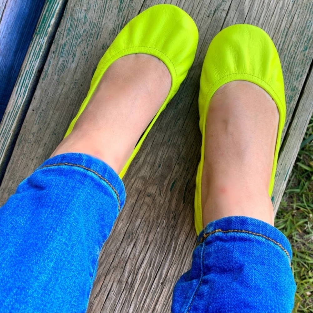 Storehouse flats, bright yellow, size 8